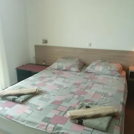 клара Апартаменты Бургас