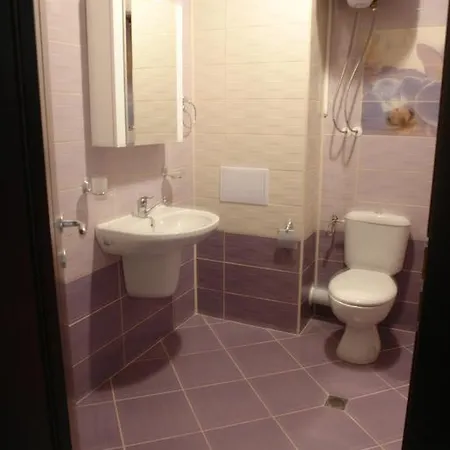 Апартамент Уют-2 Appartement *
