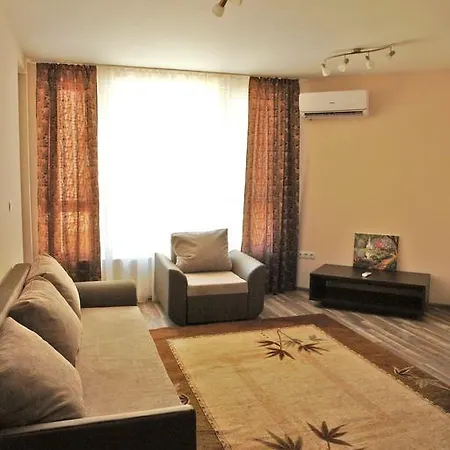 Апартамент Уют-2 Appartement Burgas